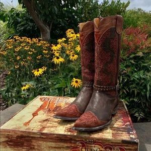 Stunning Old Gringo Boots!